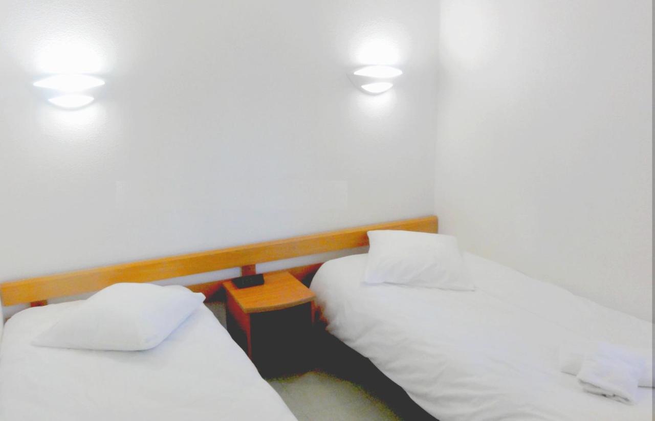 Hotel Vallee Bleue Montalieu-Vercieu Eksteriør billede